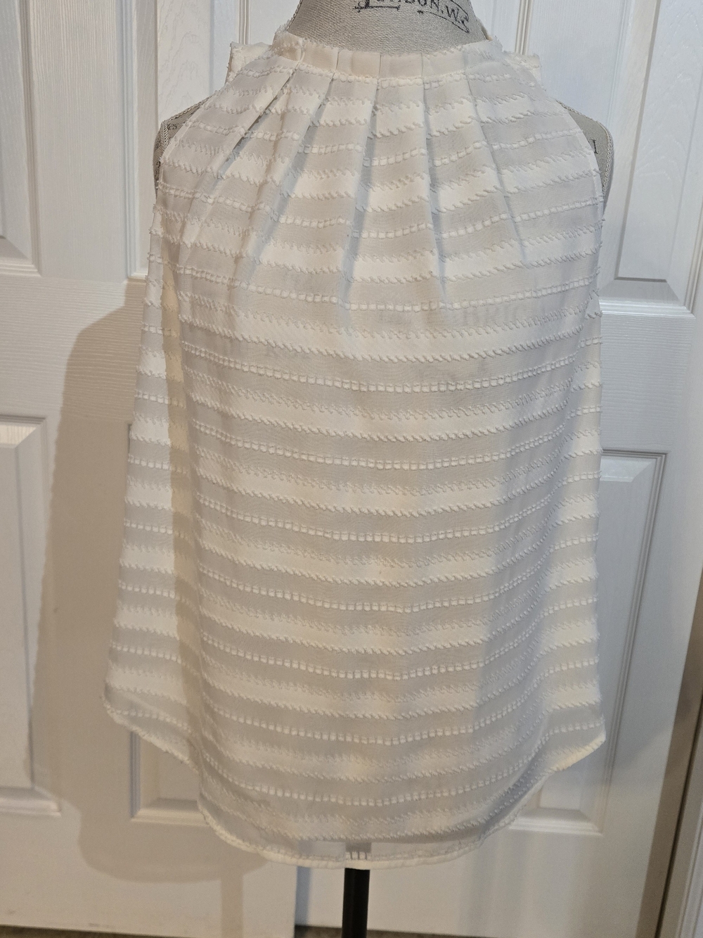 Ann Taylor Cream Textured A-Line Shirt